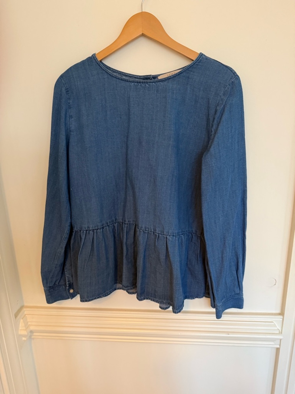 LOFT Blue Denim Peplum Top medium - Picture 2 of 4